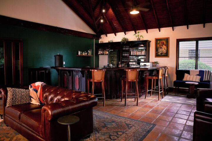 Lounge 199 of 252
