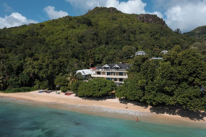 Photo of Crown Beach Hotel