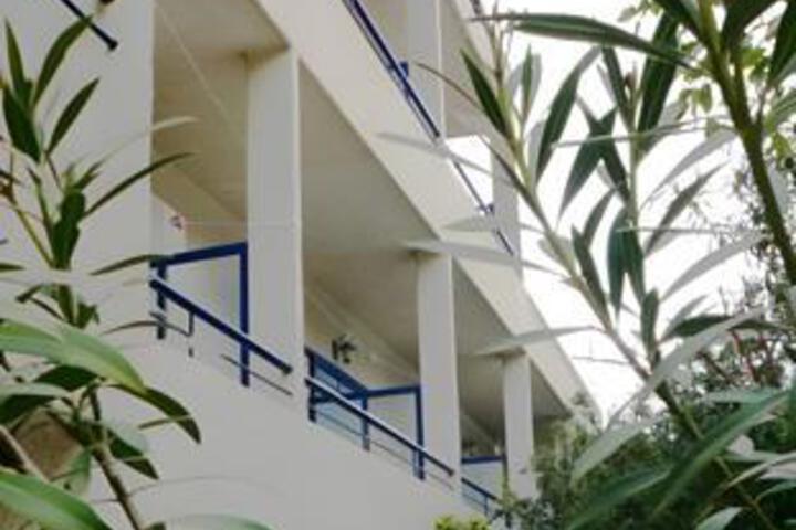 Hotel 4 of 9