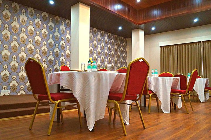 Ballroom/Hall 101 of 114