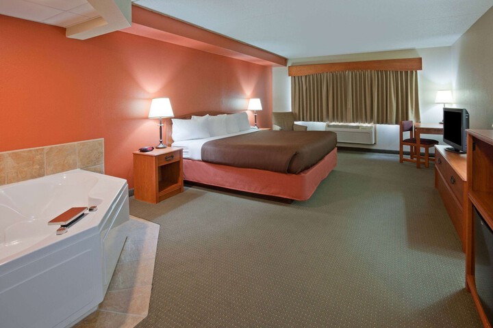 Room 9 of 20