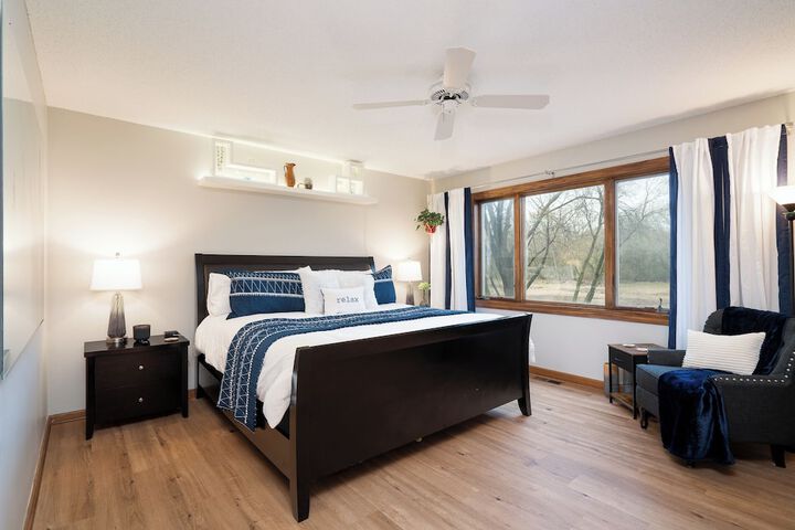 Room 12 of 53