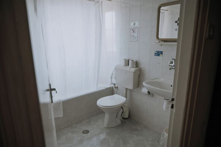 Bath Photo