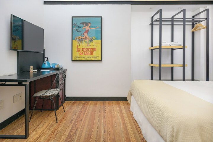 Room 58 of 79