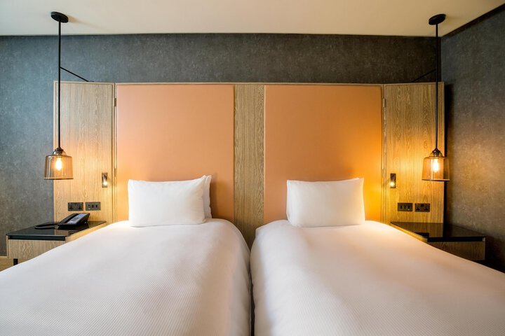 Room 40 of 127