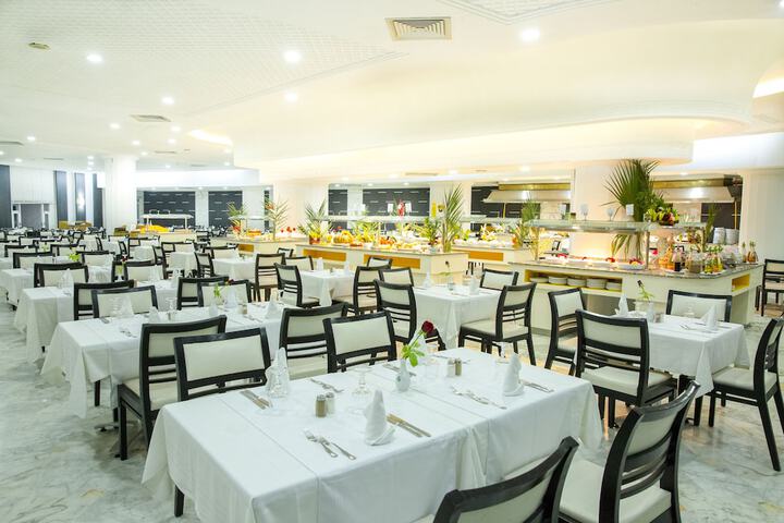 Dining Photos