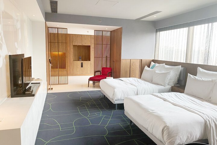 Room 21 of 51