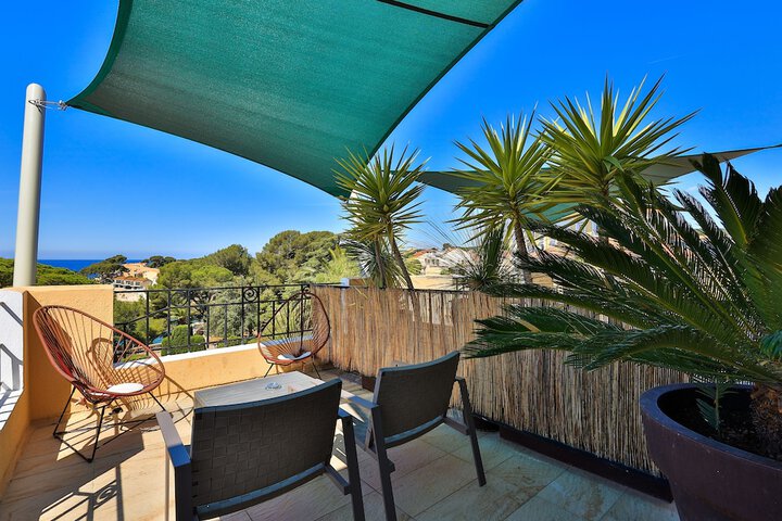 Terrace/Patio 44 of 77