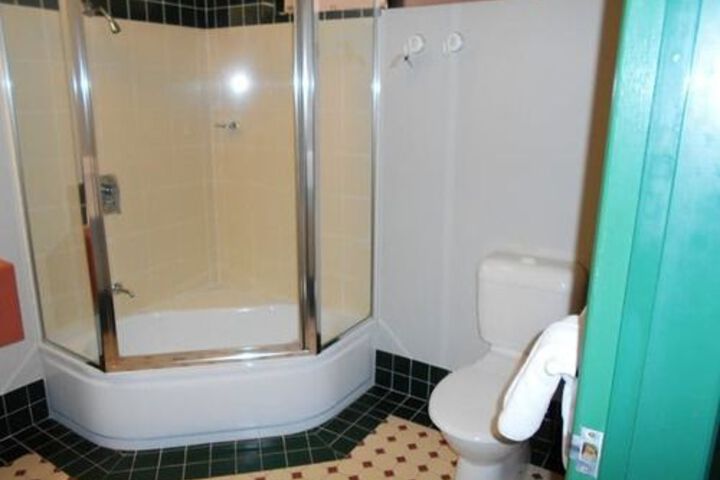 Room 15 of 29