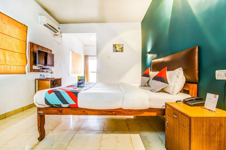 Room 9 of 15