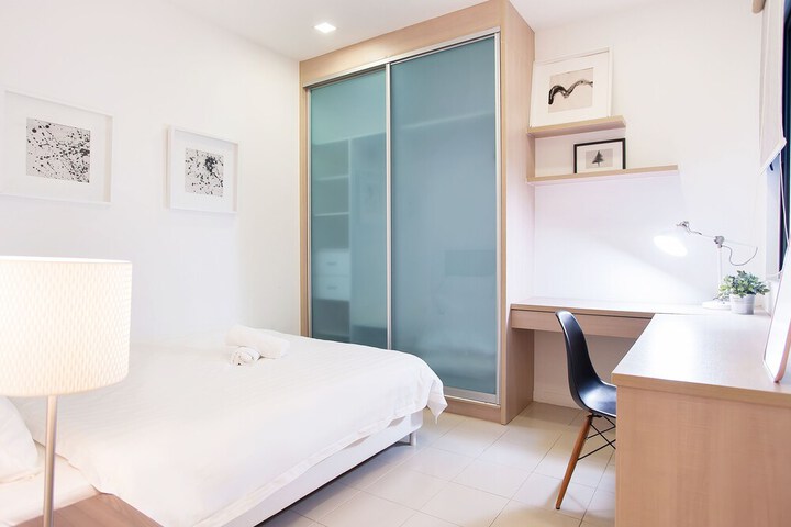 Room 17 of 71