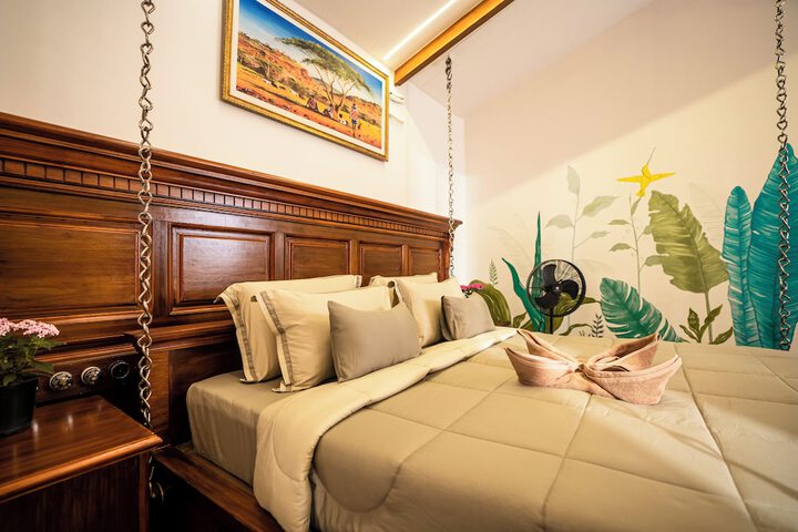 Room 12 of 55