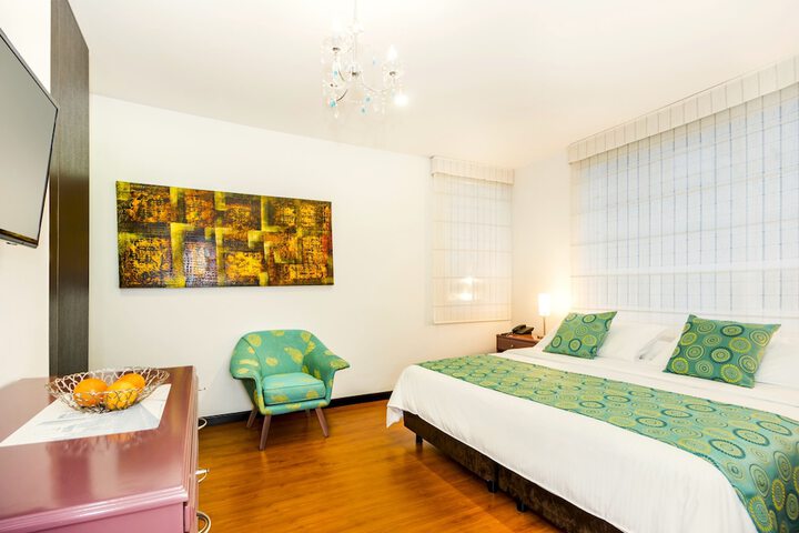 Room 6 of 39