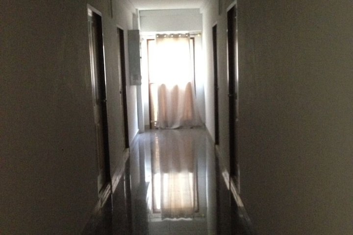 Ballroom/Hall 10 of 14