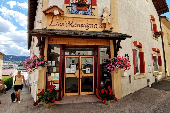 Hotel Les Montagnards