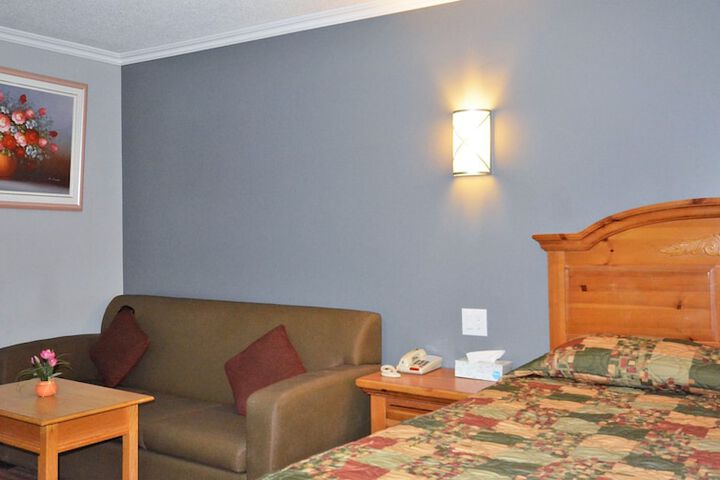 Room 26 of 181