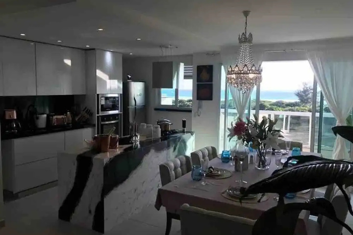 Room 2 of 19