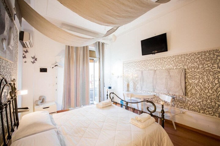 Room 16 of 67