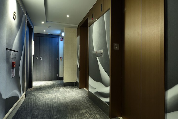 Ballroom/Hall 50 of 70