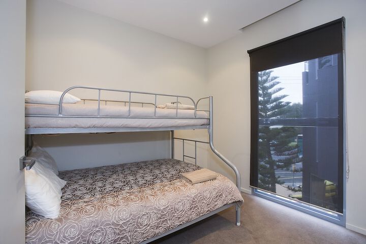 Room 7 of 30
