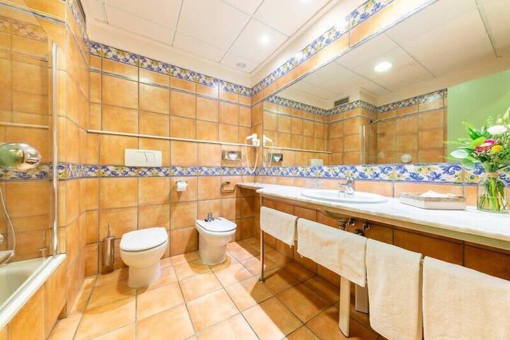 Bath Interior
