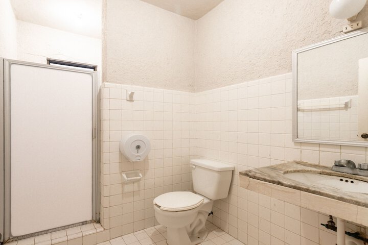 Room 19 of 29