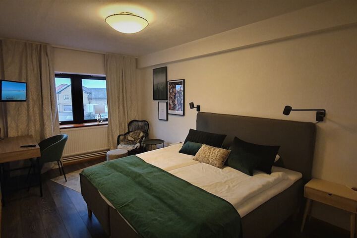 Room 14 of 140