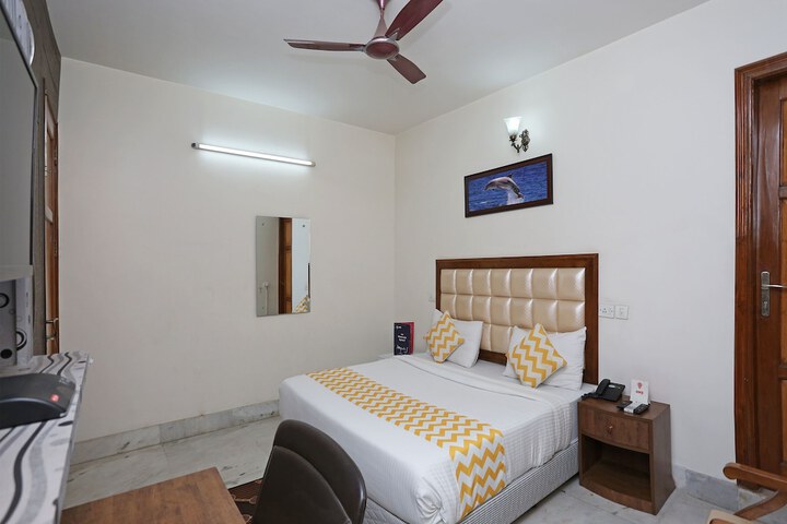 Room 18 of 26