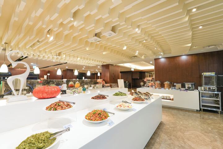 Dining Photos