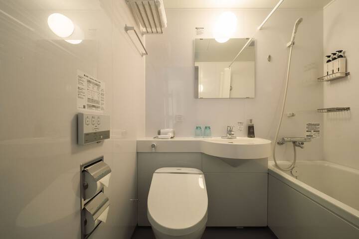 Room 20 of 45