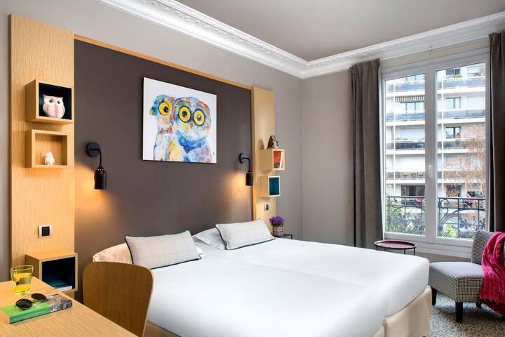 Room 19 of 46