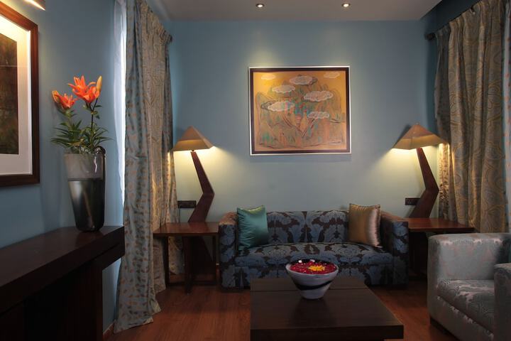 Room 19 of 36