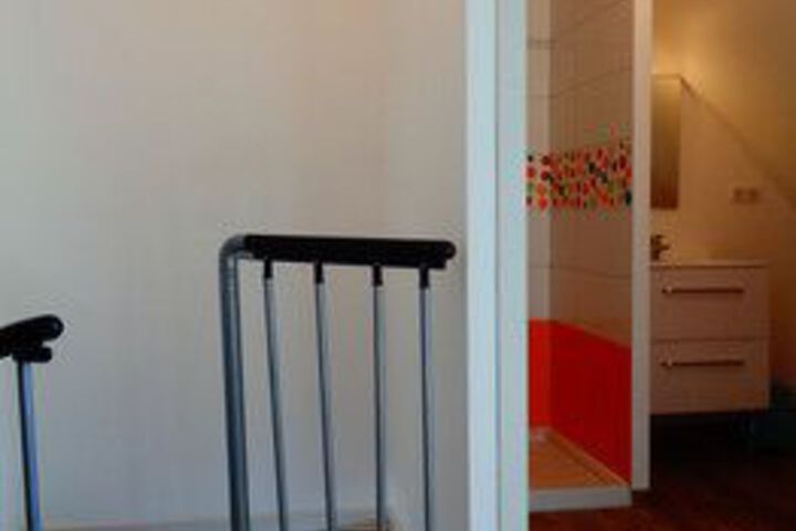 Room 4 of 24