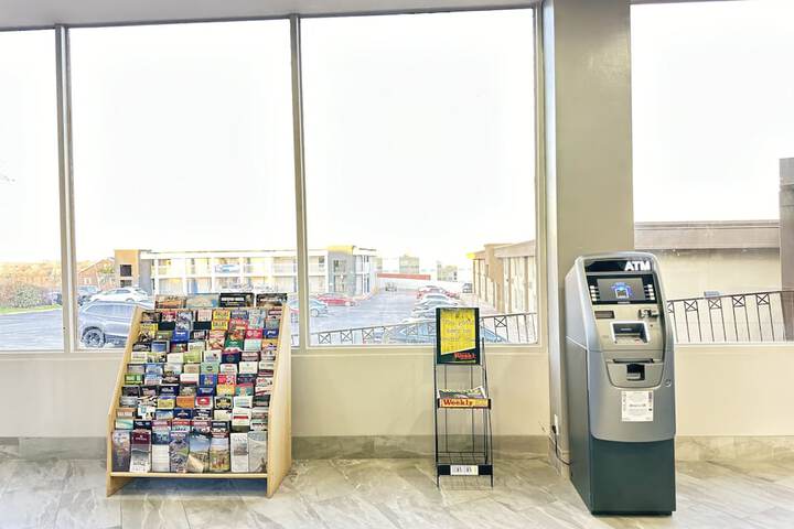 ATM/banking on site