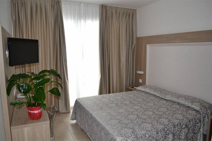 Room 2 of 55