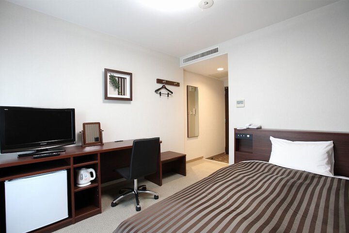 Room 6 of 47