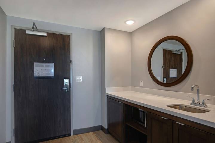 Minibar