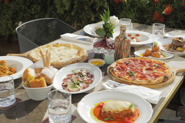Dining 126 of 167