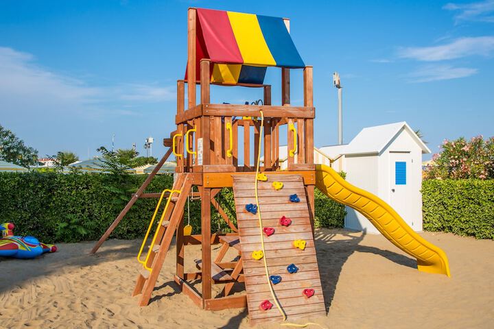 Childrens Activities 90 of 136