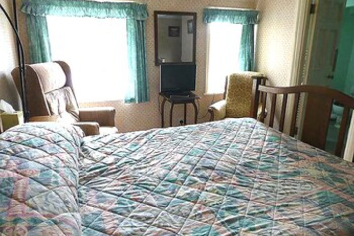 Room 42 of 51