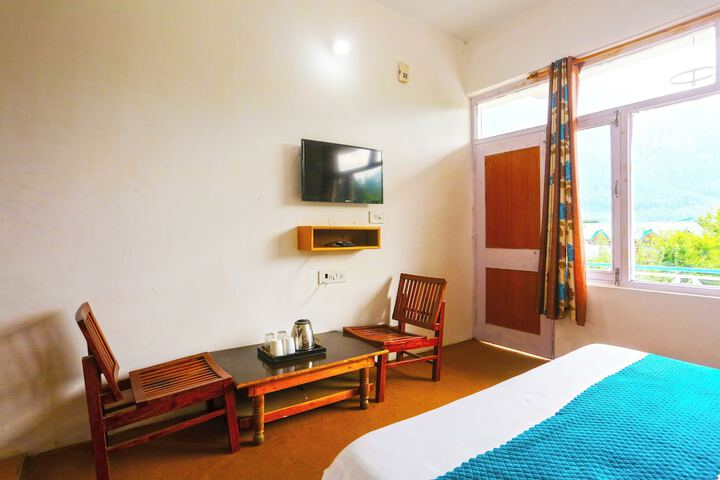 Room 25 of 46