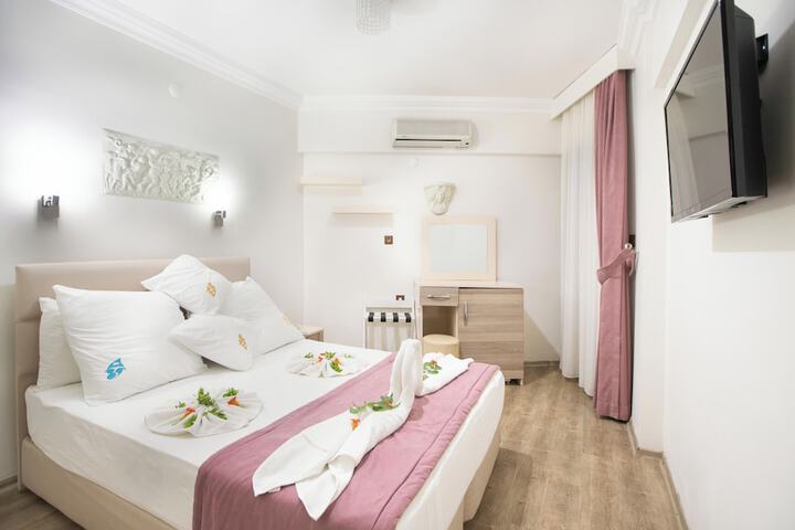 Room 7 of 29