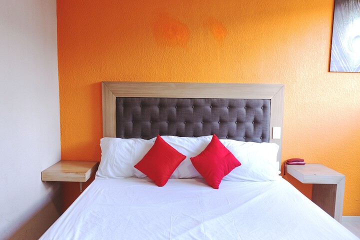 Room 38 of 53