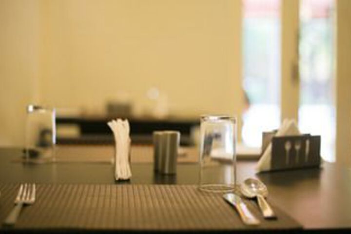 Dining 14 of 58