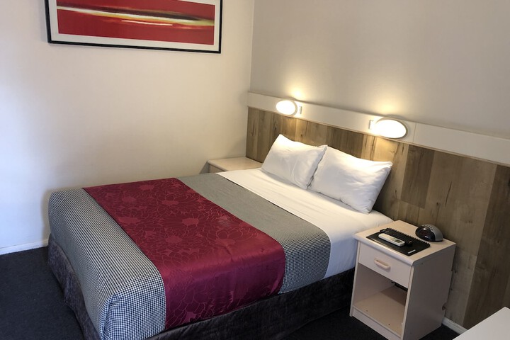 Room 13 of 41