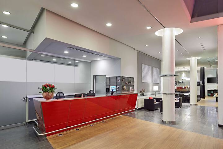 Guest Lobby