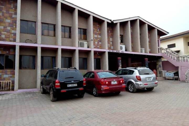 TADOMAH HOTEL