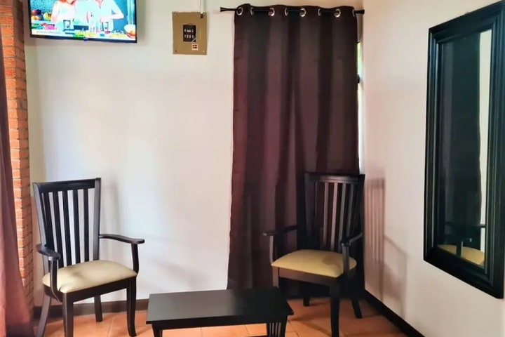 Room 3 of 17