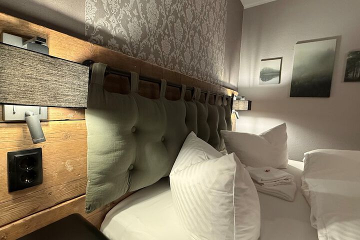 Room 21 of 47