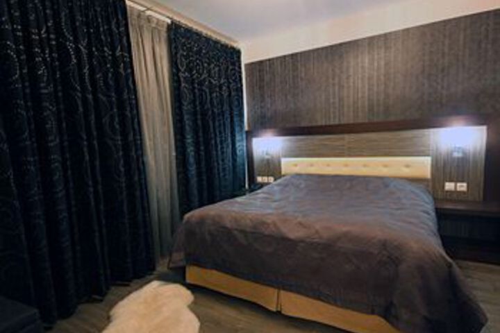 Room 4 of 29